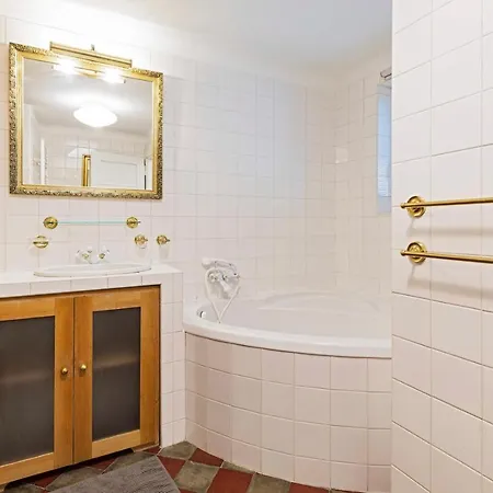 Malovanka Apartments شقة *