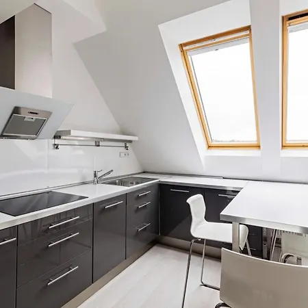 شقة Malovanka Apartments